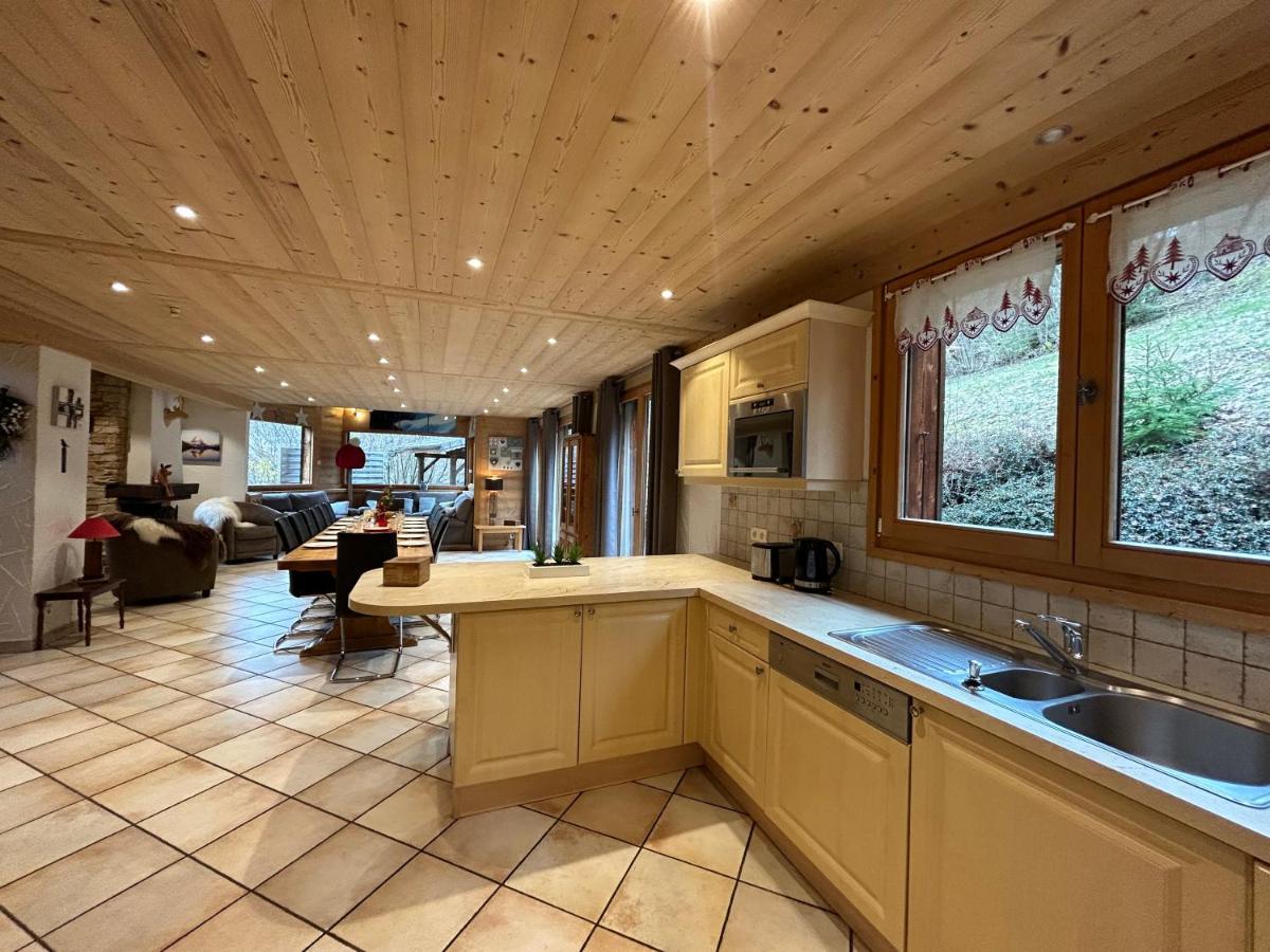 Chalet Adonis - Montriond, Morzine, Avoriaz المظهر الخارجي الصورة